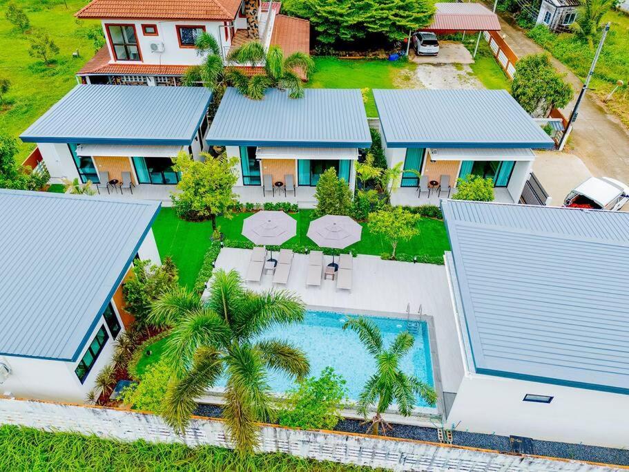 Cheeva Pool Villa Khao Lak Zewnętrze zdjęcie
